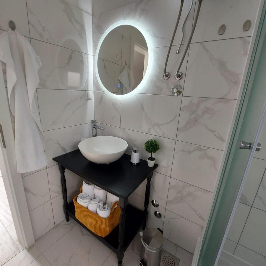 Apartmani Neva, Pridraga Buitenkant foto